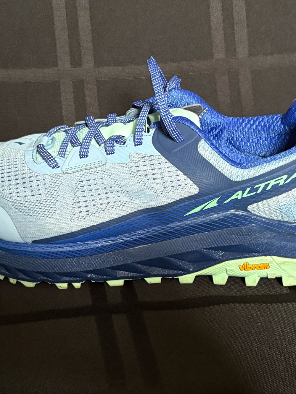 Altra Womens 10 Olympus 4 Trail Running Shoes GaiterTrap Blue (NO INSOLES)